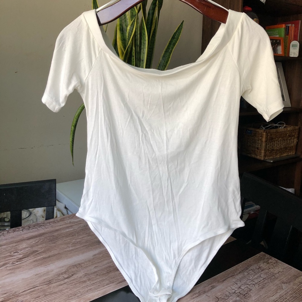 White off shoulder bodysuit